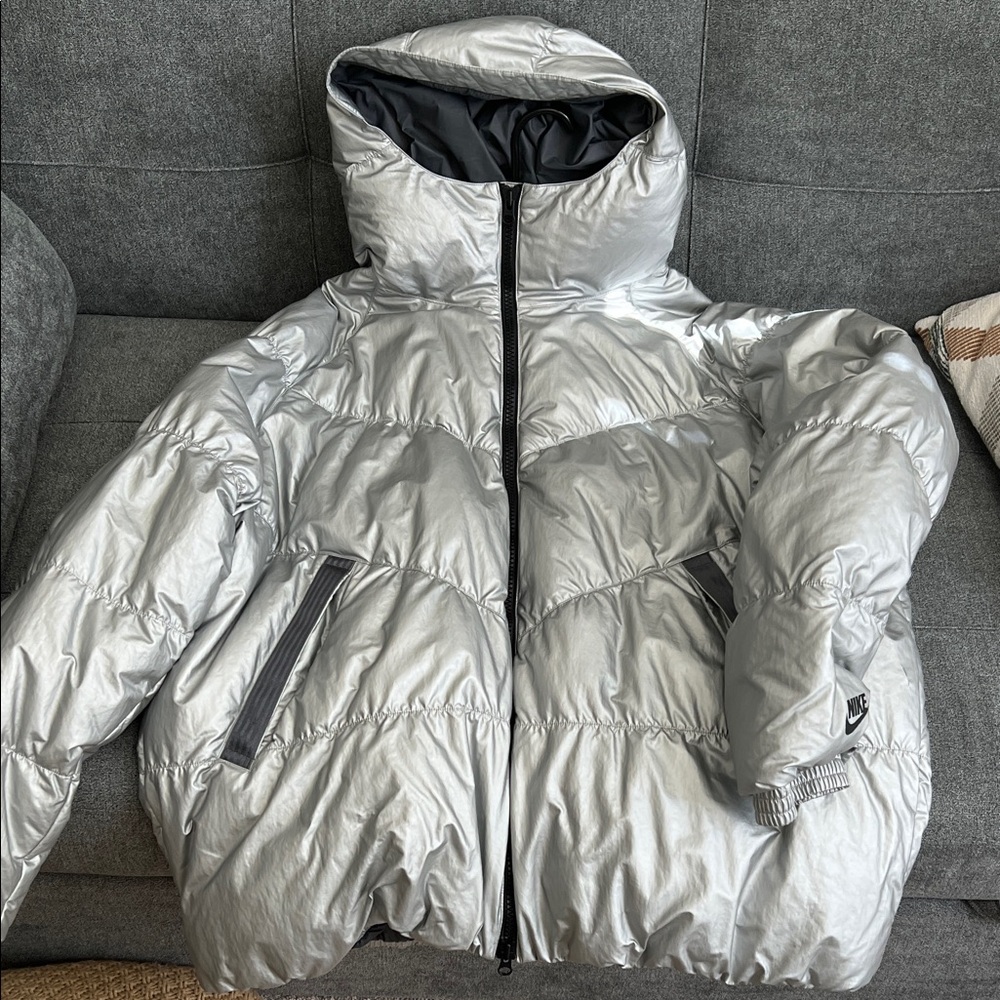 Nike Silver Puffer Jacket with Hood